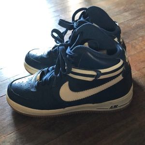 Nike Air Force 1 With Velcro Strap